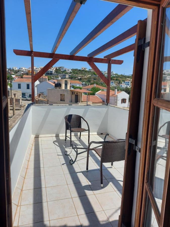 Old Plaka Villa מראה חיצוני תמונה