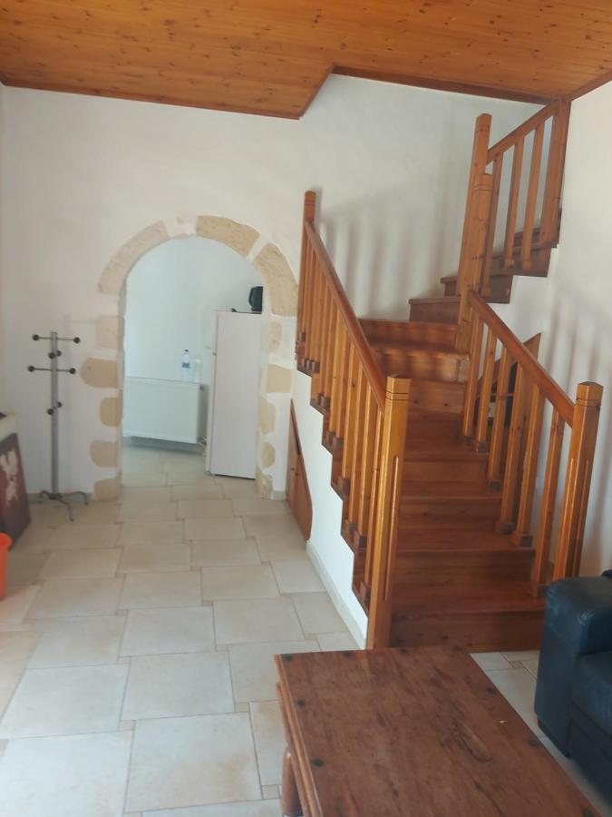 Old Plaka Villa מראה חיצוני תמונה
